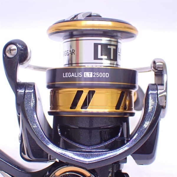 １８レガリスＬＴ２５００Ｄ